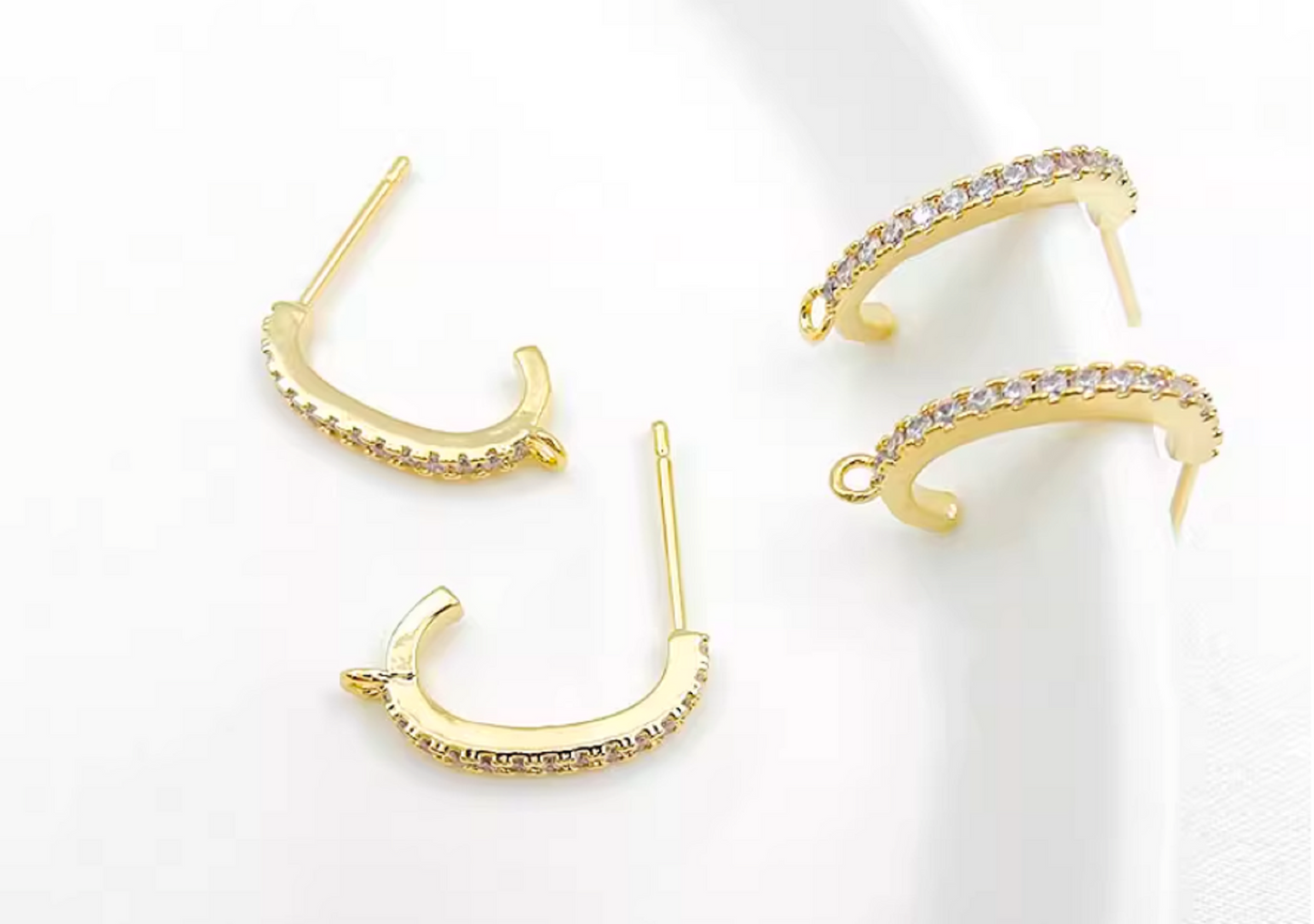 (EK84) 10 pcs / Gold Plated Earrings Hoop