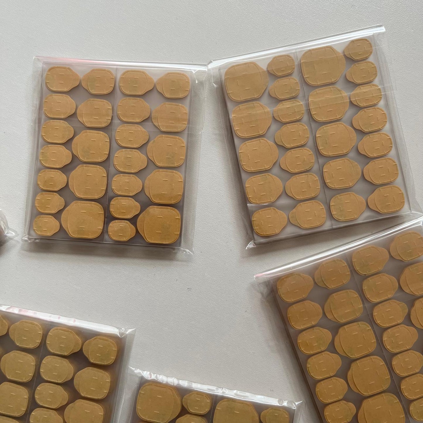 240 pcs / Nail Tabs, Nail Gels