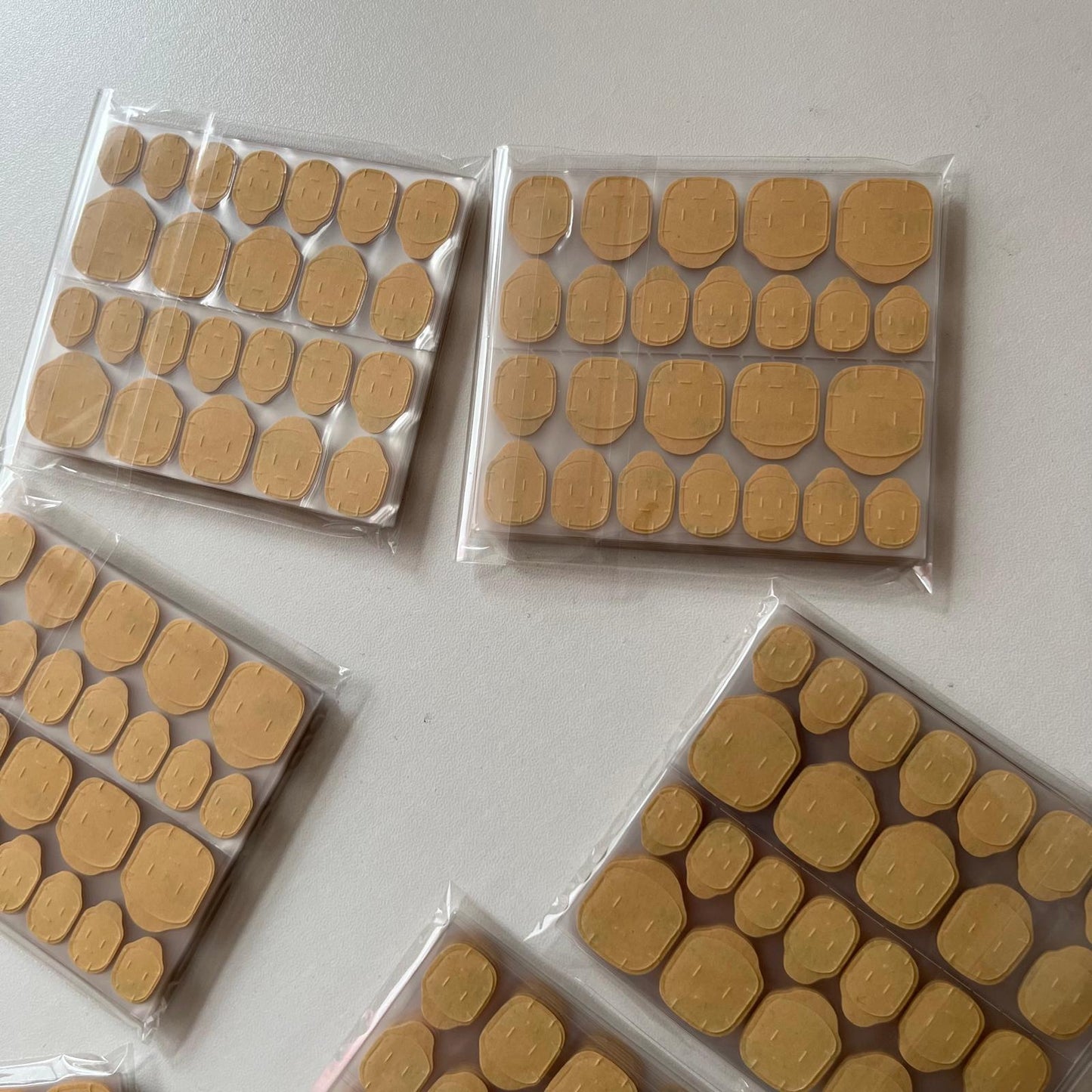 240 pcs / Nail Tabs, Nail Gels