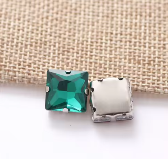 (S40S)  50 pcs / 8mm / Silver Base Square Rhinestones, Jewellery Making Crystals