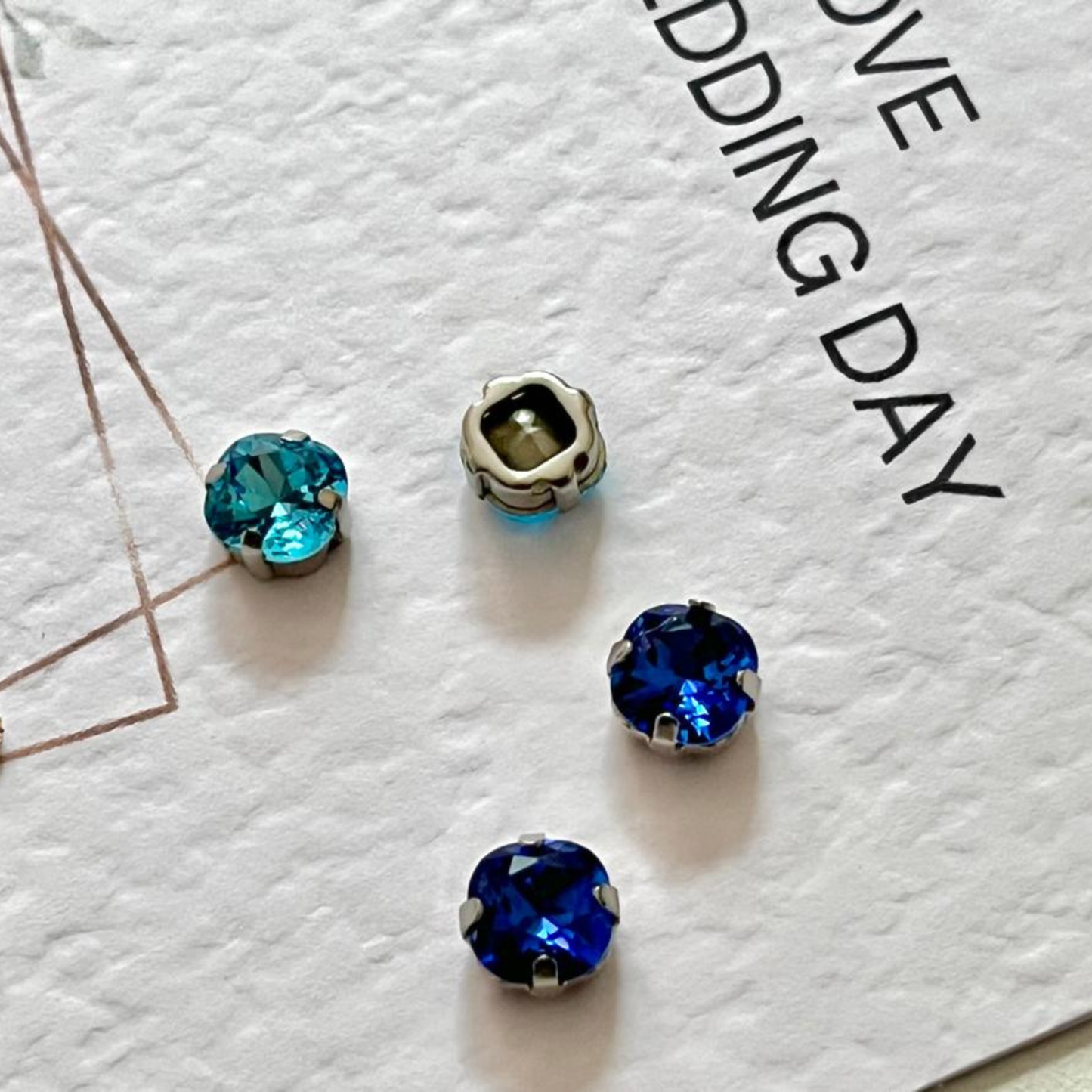 (S62) 25 pcs / 8mm / K9 Sew On Glass Rhinestones, Crystals Accessories, DIY Crafts Decoratian High Quality Pointback Stones Glass Gemstones