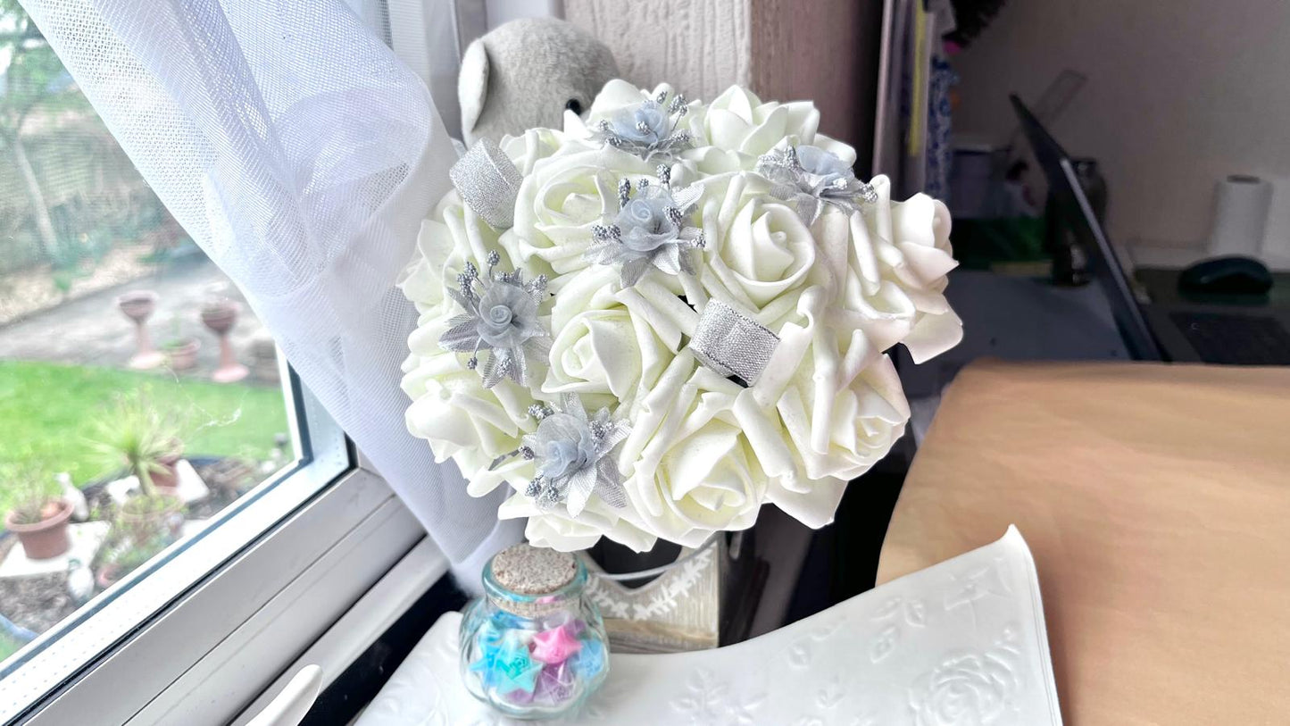 26cm / Handmade Ivory Wedding Bouquet, Bridesmaid, Flower Girl Bouquet