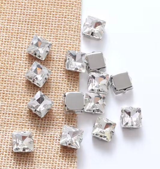 50 pcs / 8mm / Silver Base Square Rhinestones, Jewellery Making Crystals  S40S