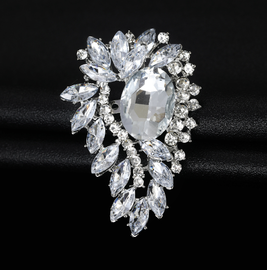 8 x 5.2cm / Large Crystal Brooch BR0037