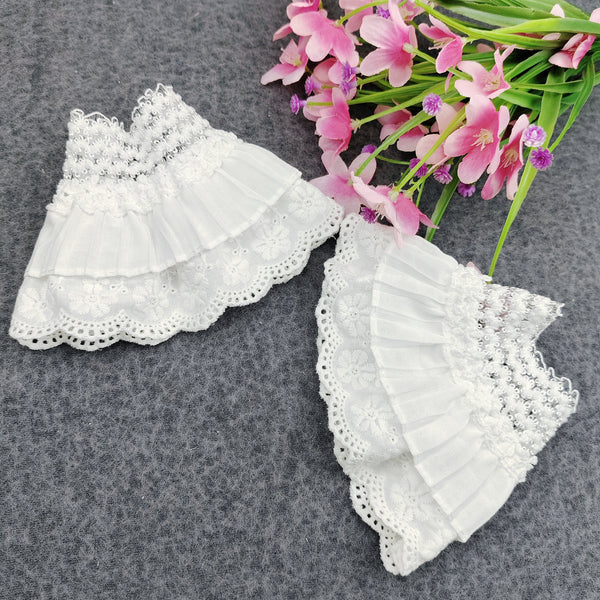 1 pair / Off White / Fake Lace Sleeve Cuffs, False Wrist Cuffs, Removable Wrist Cuffs  SC519(W)