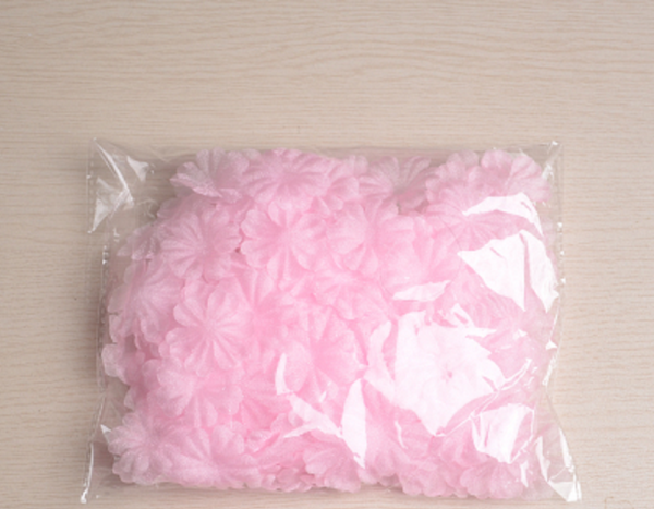 50 pcs / White / Organza, Silk / Fabric Flower Petals SF89