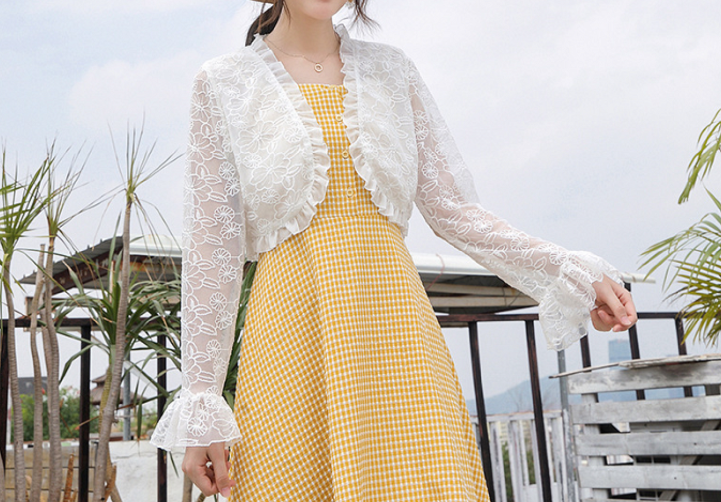 B686 / Off White Lace Outfit, False Collar, Removable Collar