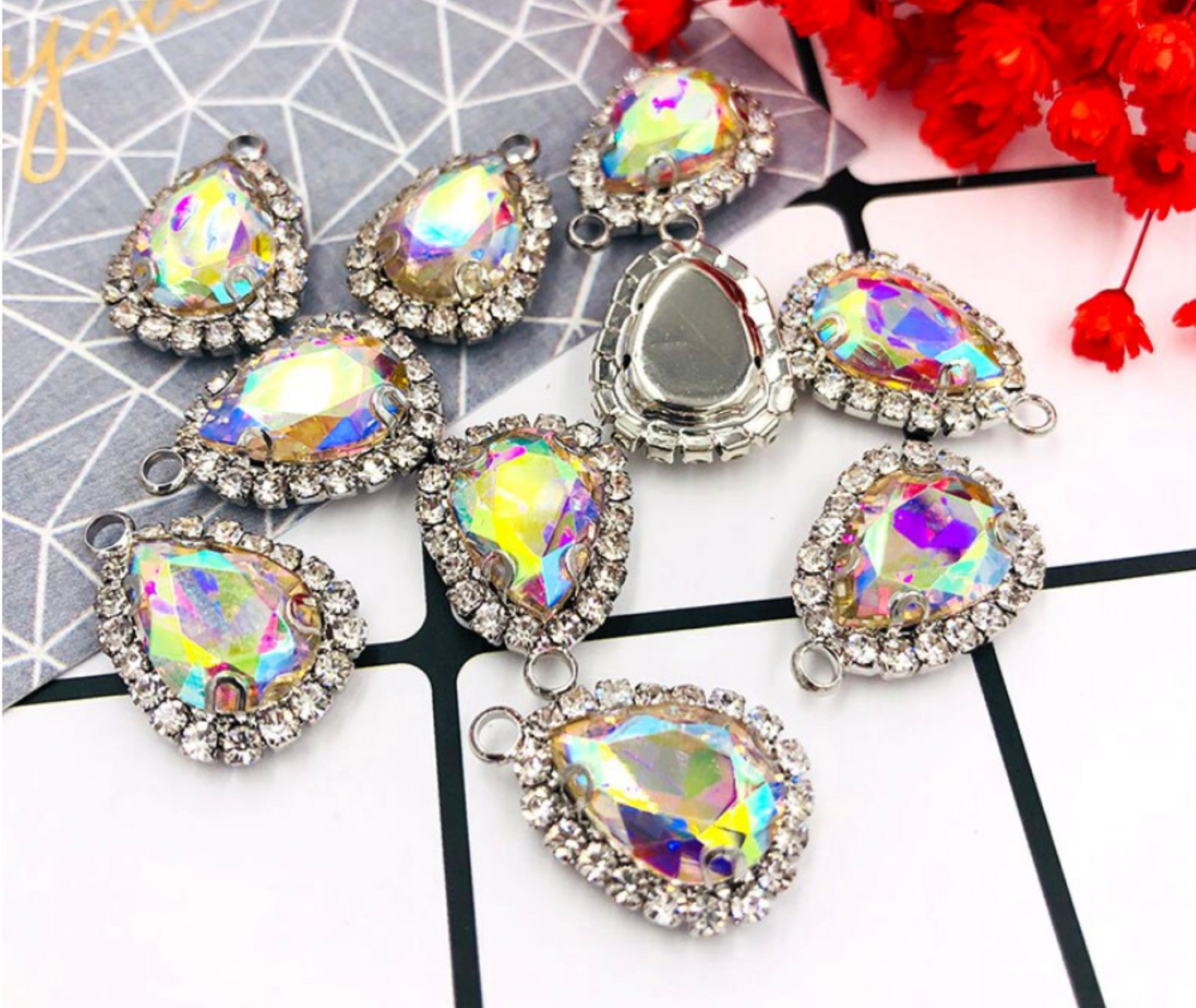(P041S)  10 pcs / Single loop Silver base Flatback Sew On Teardrop Glass crystal