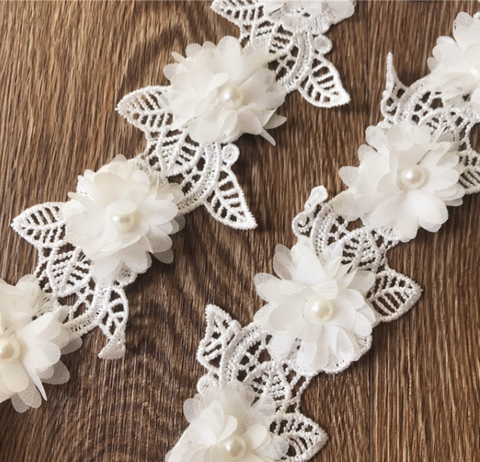 1 Meter / 5.5cm / Off White Floral Lace Trim  LF006