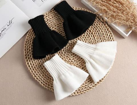 2 pcs / Off White, Black / Knit Sleeve Cuffs, Fake Sleeve Cuffs, False Wrist Cuffs, Removable Wrist Cuffs SC050(K)