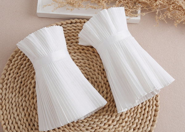 1 pair / Off White, black / Fake Chiffon Detachable Sleeve Cuffs, False Wrist Cuffs, Removable Wrist Cuffs  SC509(K)