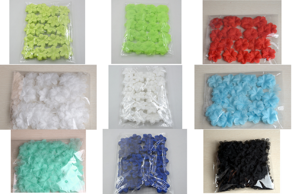 50 pcs / White / Organza, Silk / Fabric Flower Petals SF91