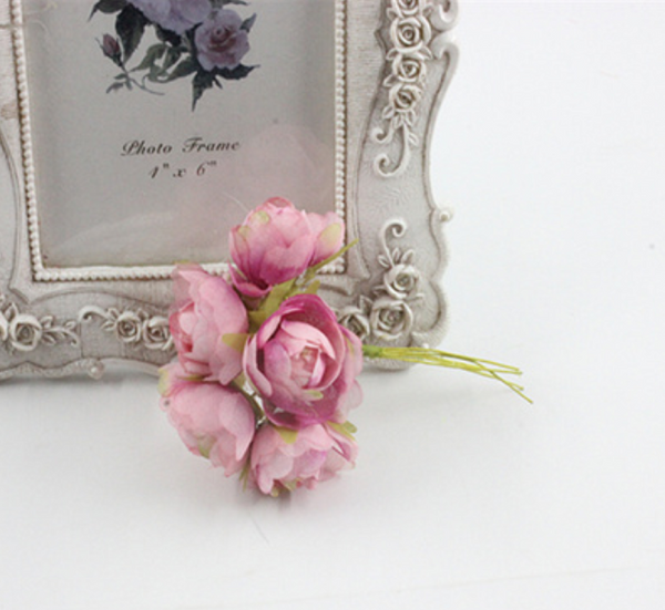 30 Pcs / 4cm Artificial Flowers  SF012