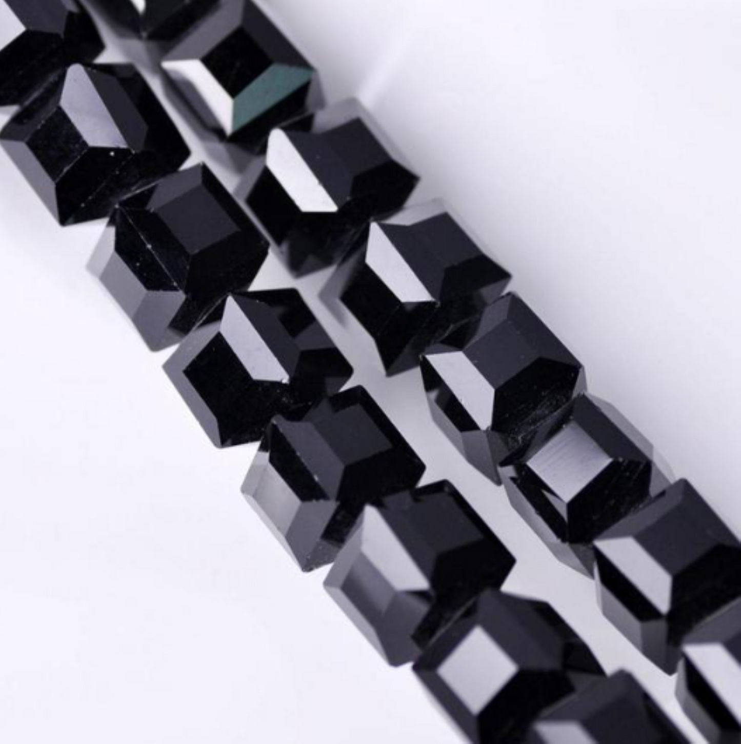 20 pcs / Square Cube Glass Beads   P01