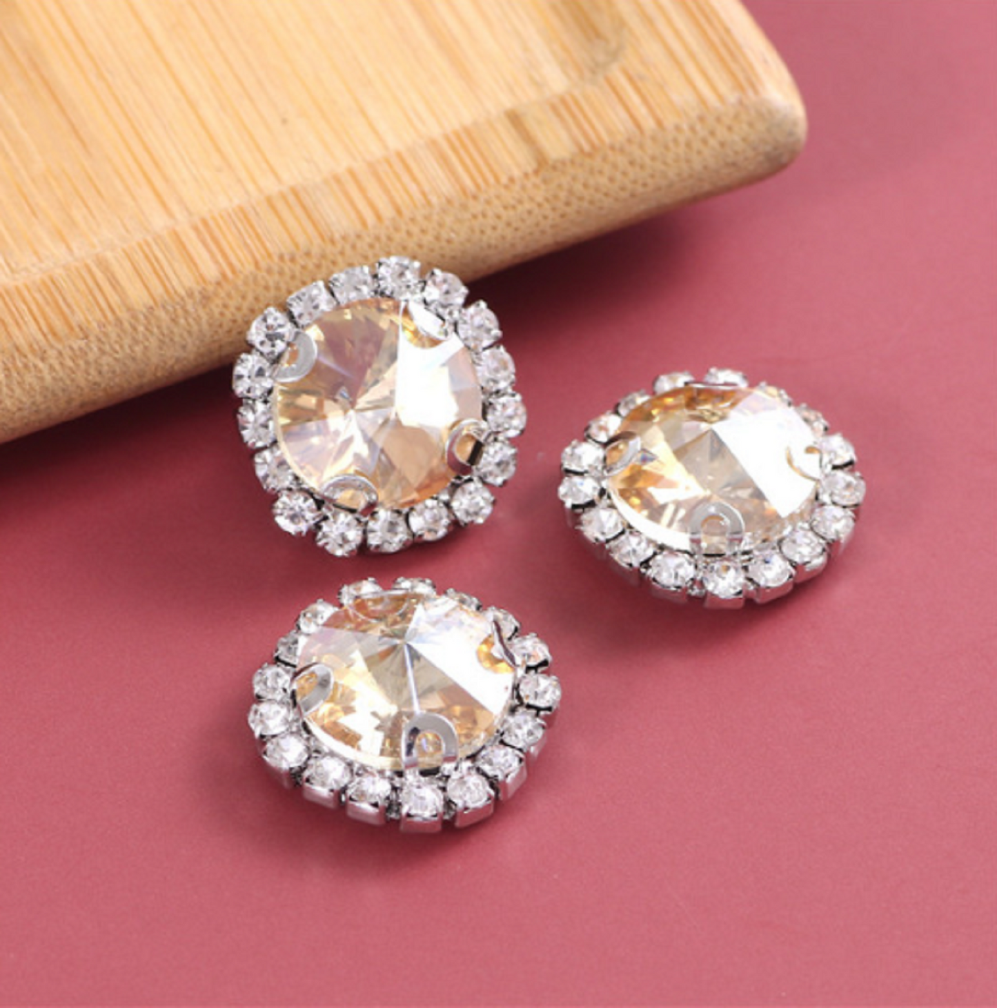 (S13S)  10 Pcs / 16mm / Silver Sew On Square Rhinestones