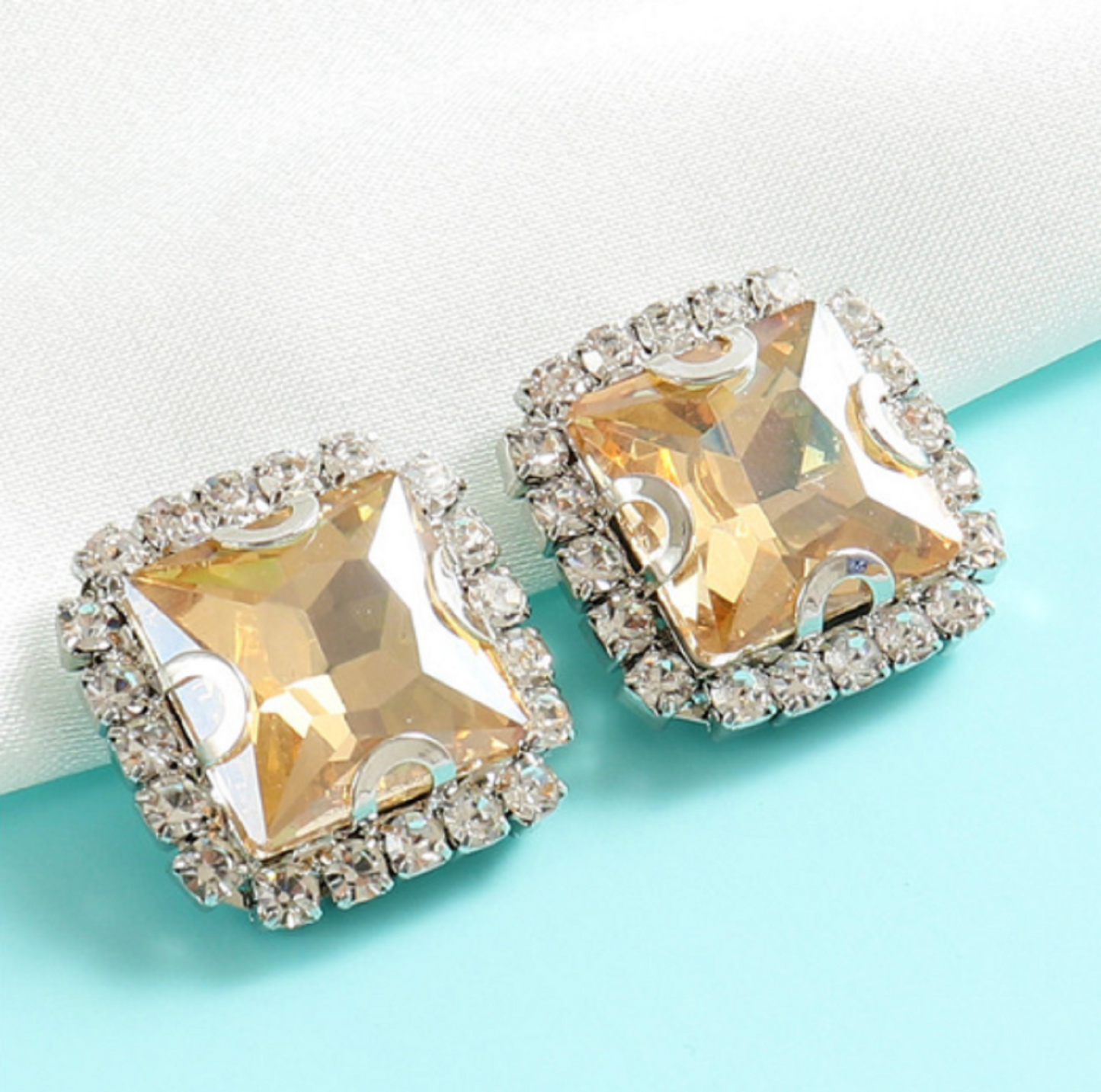 ( S38S)  10 pcs / 10mm / Silver Base Sew On Square Rhinestone