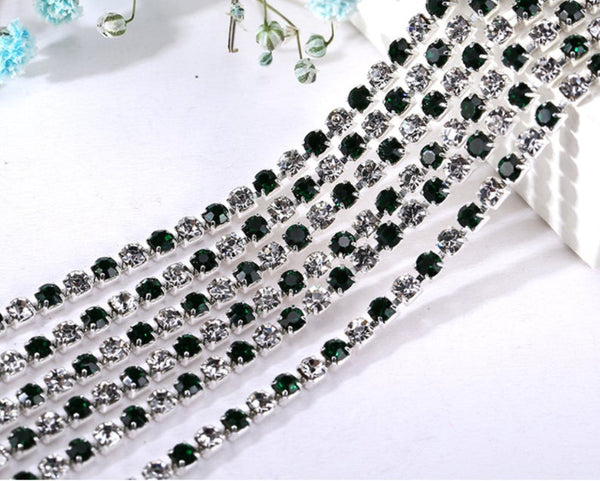 3 Meters / 2.5mm / Rhinestone Diamante Chain  C22