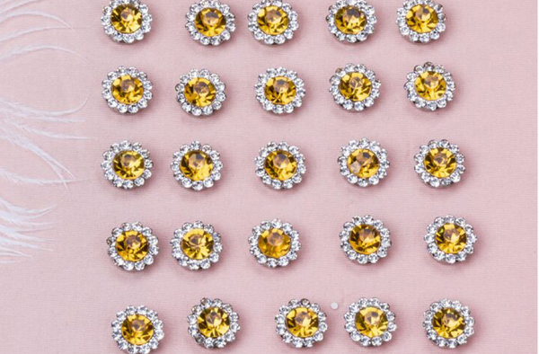 50 Pcs / 12mm / Gold Sew On Rhinestones S10G