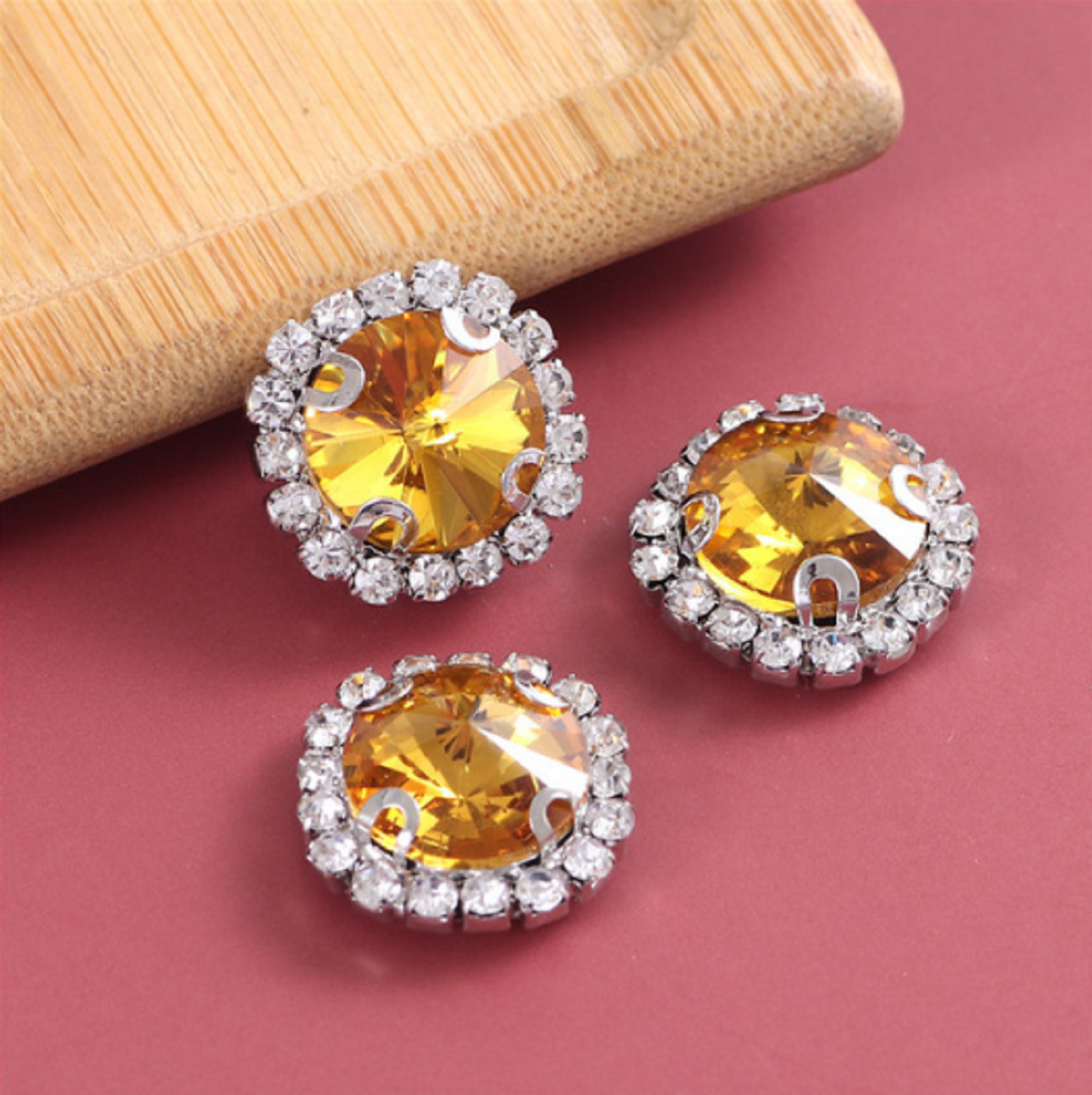 (S13S)  10 Pcs / 16mm / Silver Sew On Square Rhinestones