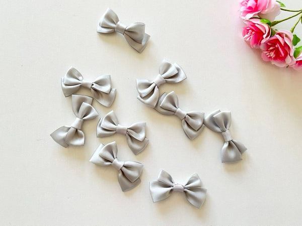 5cm x 2cm / 50 pieces Assorted Colours Mini Satin Bows BW001