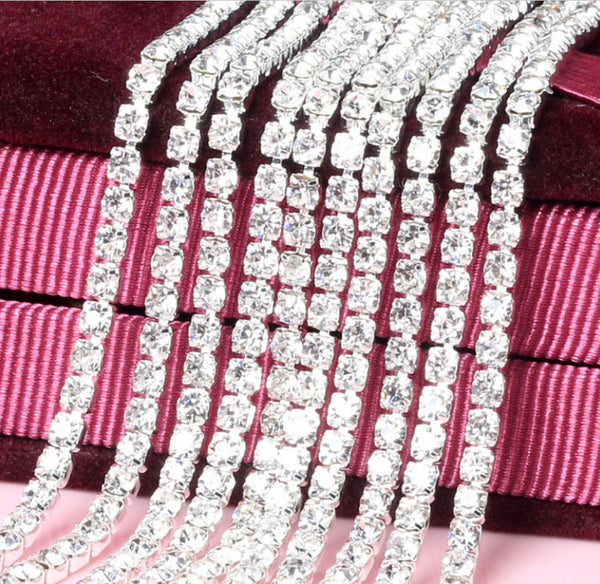 3 Meters / 2.5mm / Rhinestone Diamante Chain C23