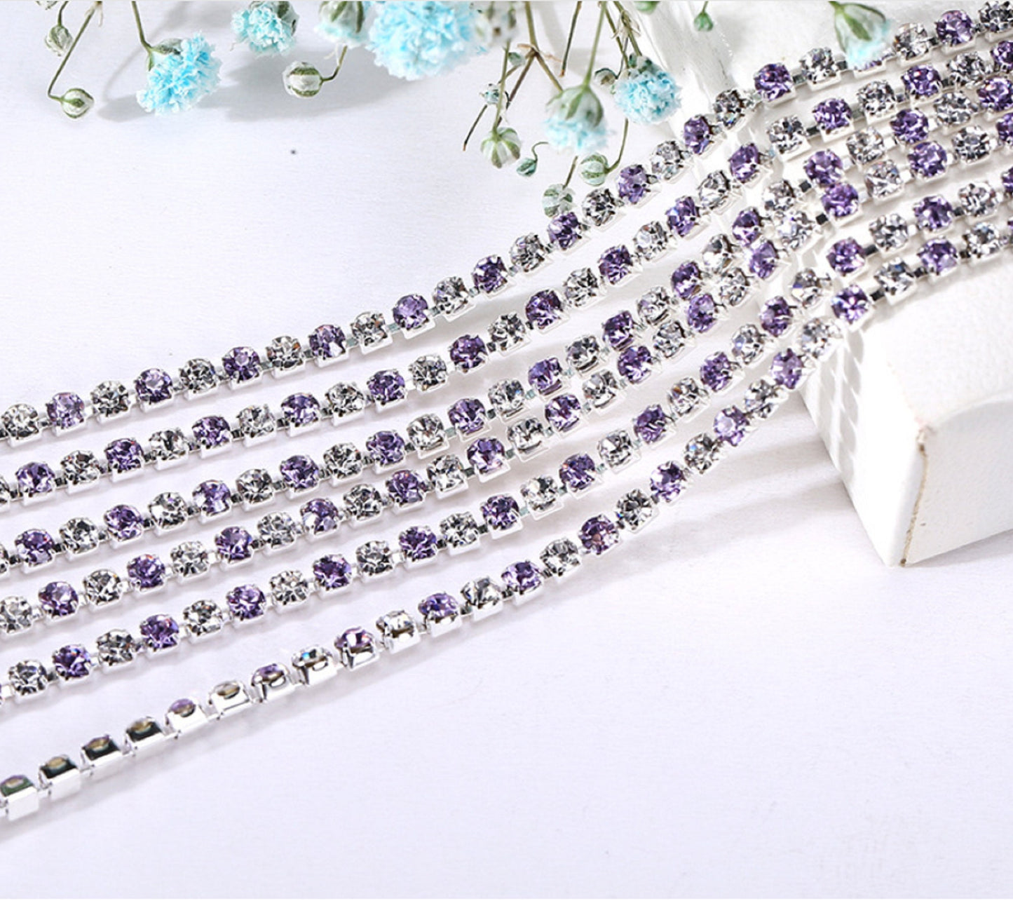 3 Meters / 2.5mm / Rhinestone Diamante Chain  C22