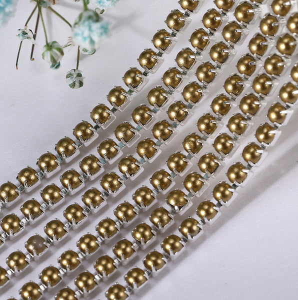 3 Metres / 2.5mm / Pearl Chain  C24