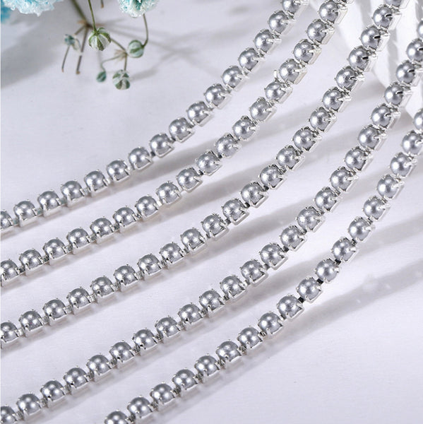 3 Metres / 2.5mm / Pearl Chain  C24