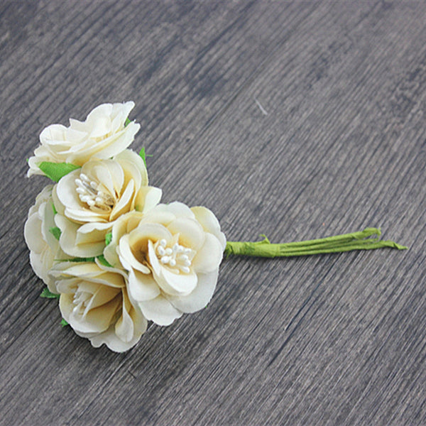 30 Pcs / 3cm / Mini Artificial Flowers  SF004B