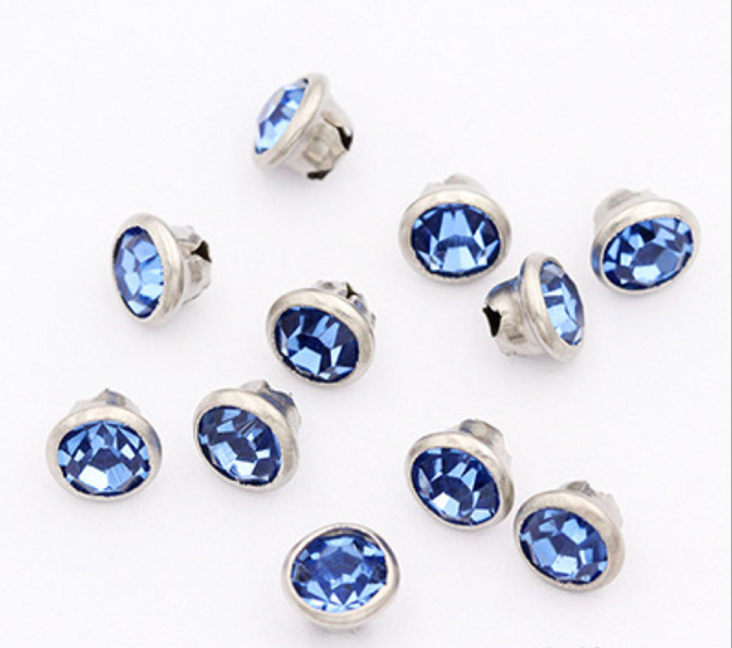 (S64S)  50 Pcs / 5mm Sew On Silver No Claw Round Rhinestone