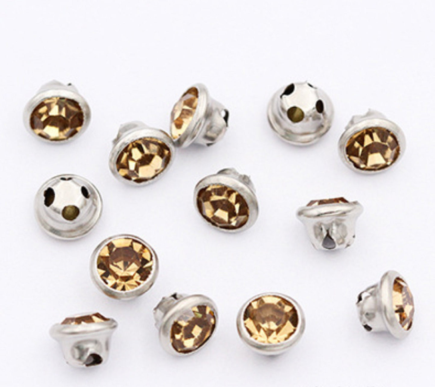 (S64S)  50 Pcs / 5mm / Sew On Silver No Claw Round Rhinestone