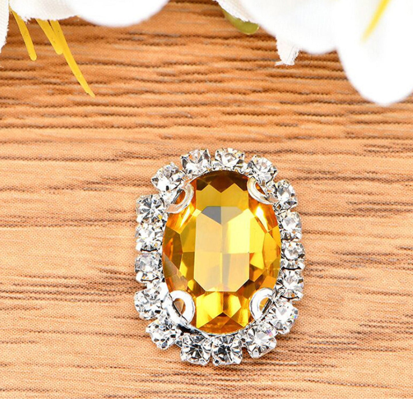 (S12S)  10 Pcs / 12 x 14mm / Silver Base Sew On Oval Crystal