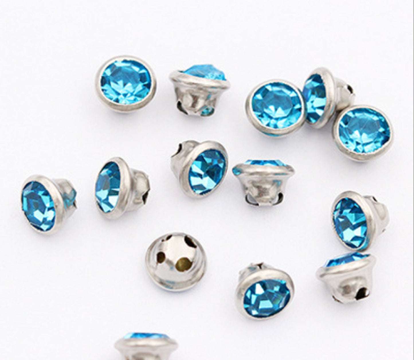 (S64S)  50 Pcs / 5mm Sew On Silver No Claw Round Rhinestone