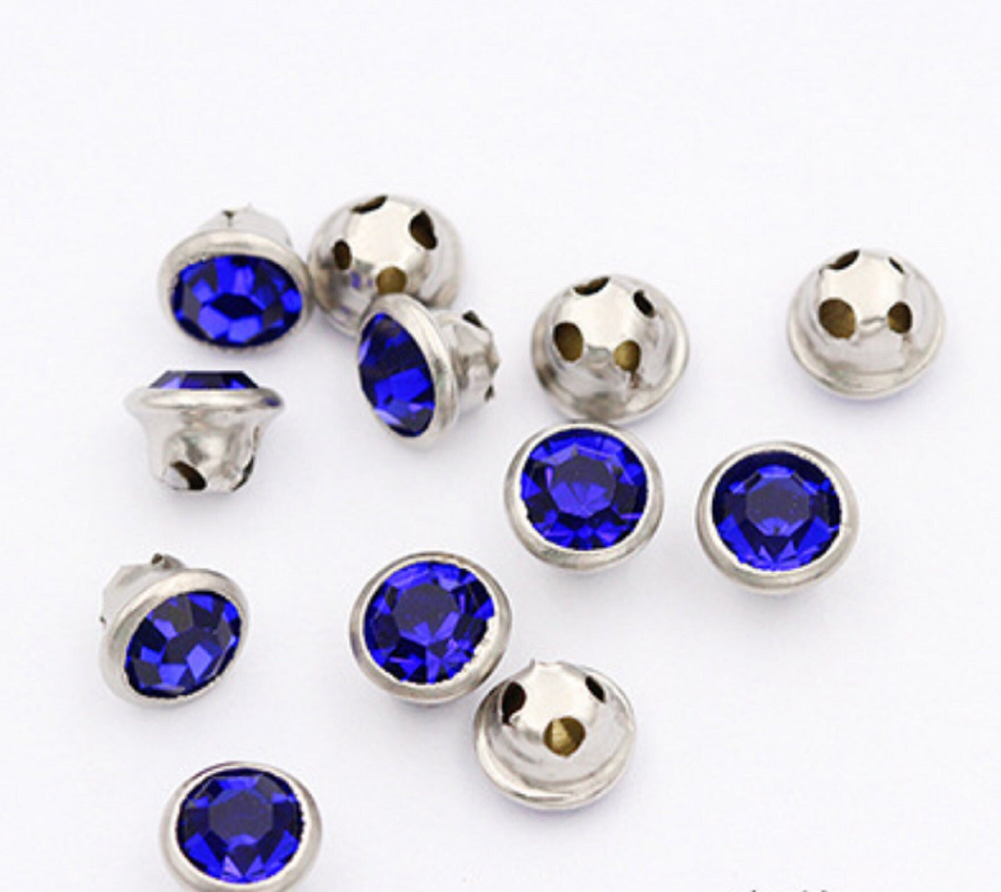 (S64S)  50 Pcs / 5mm Sew On Silver No Claw Round Rhinestone