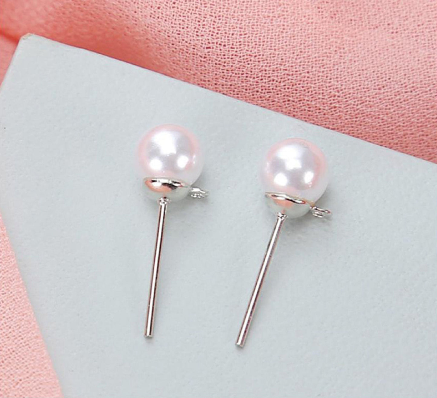 ( EK52) 10 pcs / Gold Plated Pearl Stud Earrings with Loops