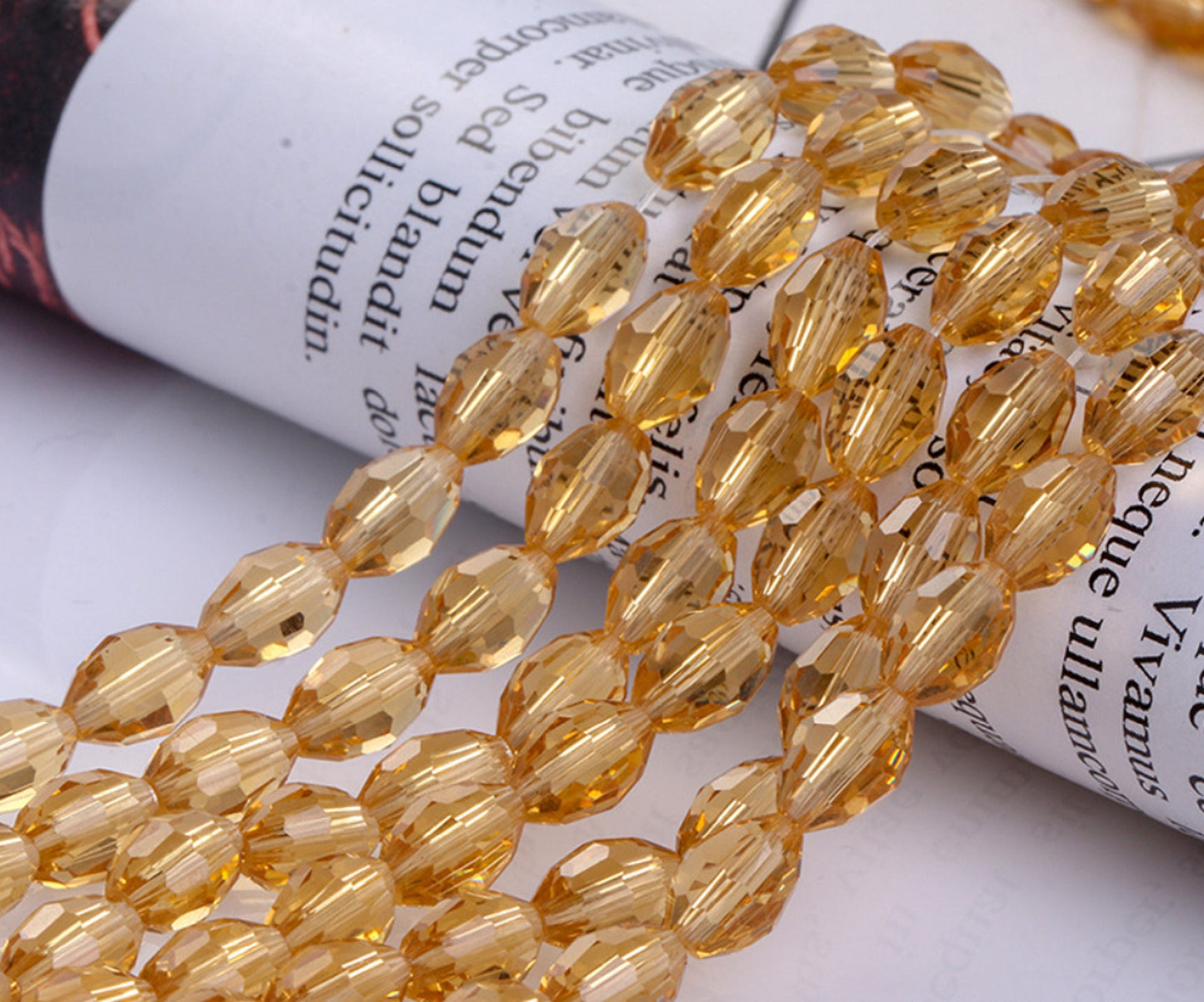 70 pcs / 6 x 8mm / Mix Oval Rice Crystal Beads