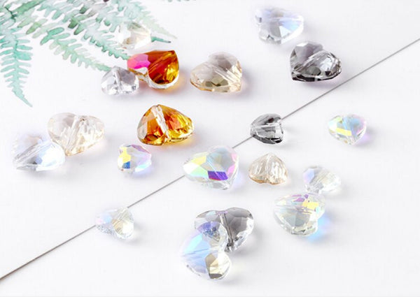 10 Pcs / 8mm Crystal Glass Heart Beads  CB055