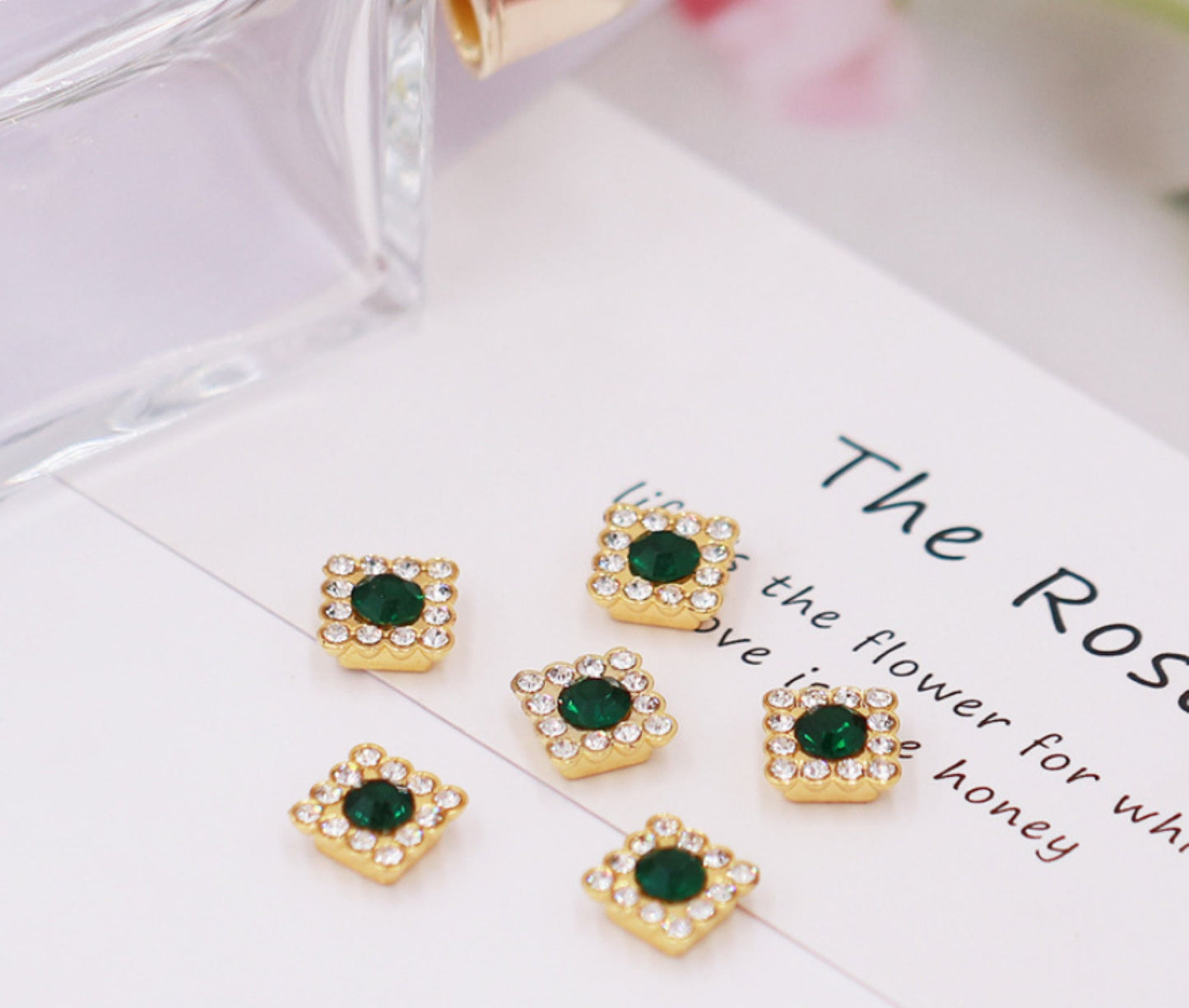 (B002)  50 Pcs / 10mm / Mix Rhinestone Flower Centers