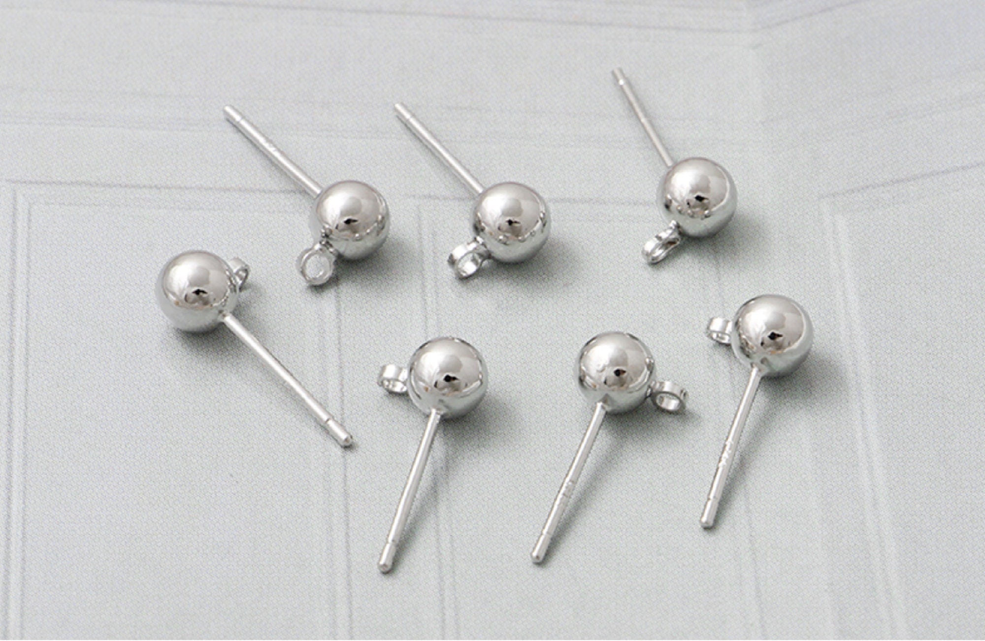 50 pcs / DIY Plain Stud Earrings with Ear Stoppers   E50A/E50B