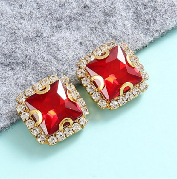 10 Pcs / 10mm / Gold Base Sew On Square Rhinestone   S38G