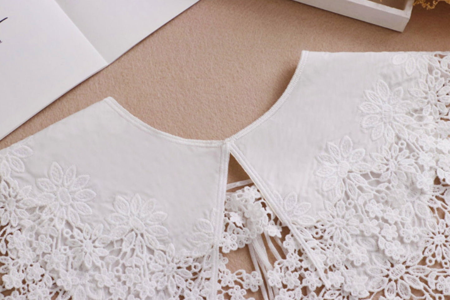 White Fake Lace Collar  B32(K-small)