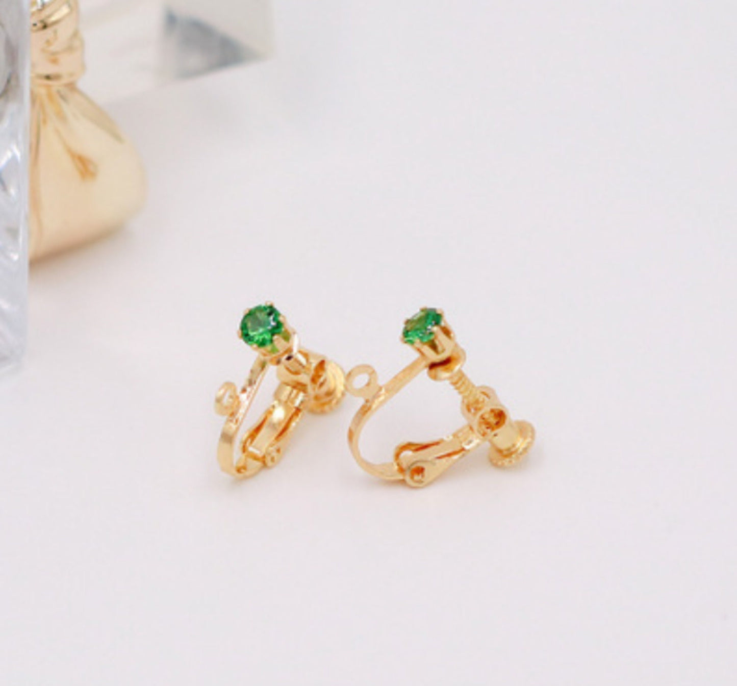 (EK34G) 10 pcs / 4mm / Gold Plated Clip On Screw Back Crystal Earrings Hoop