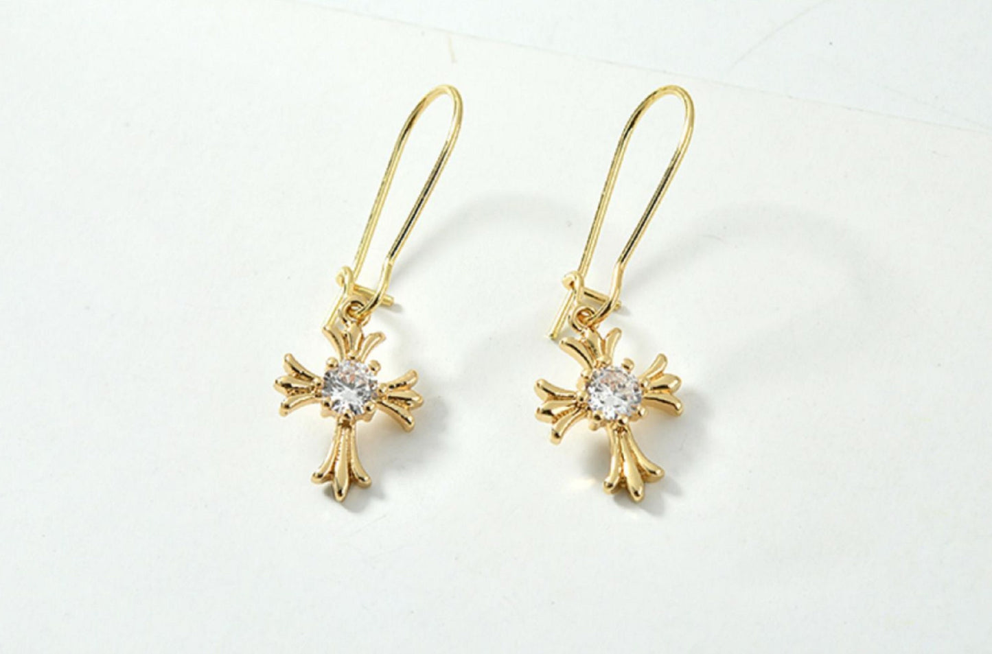 ( EK70) 10 pcs / Gold Plated Kidney Hoop Earrings, Jewellery Making Findings