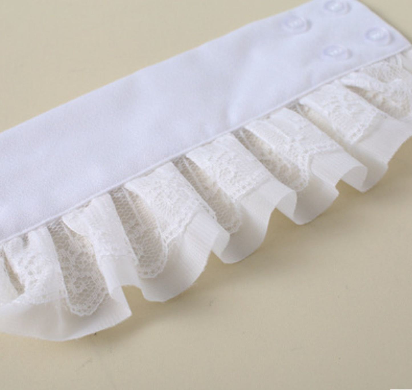 2 pcs / Off White /Fake Lace Sleeve Cuffs, False Wrist Cuffs, Removable Wrist Cuffs SC01(M)