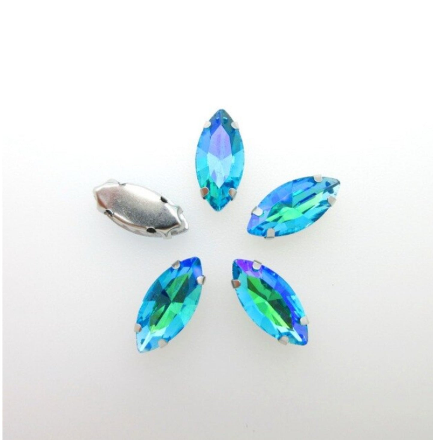 S18S(AB) 50 Pcs / 7 x 15mm / Sew On Gold Base Horse Eye Crystal