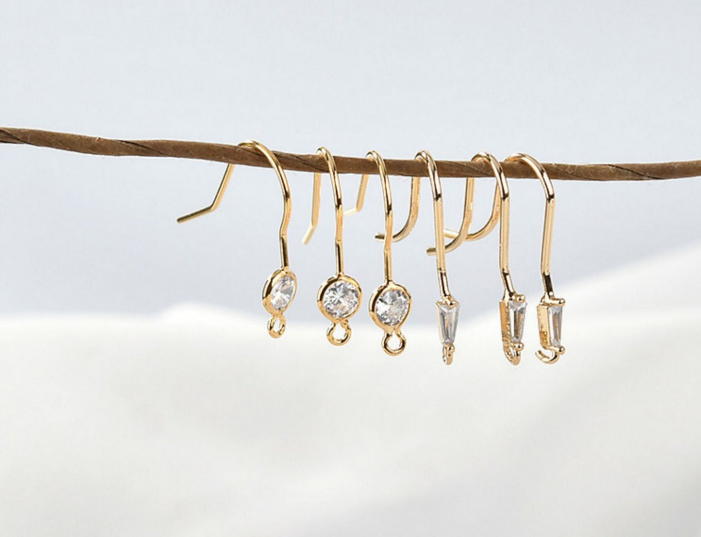 (EK36) 10 pcs / Gold Plated Crystal Earrings Hoop
