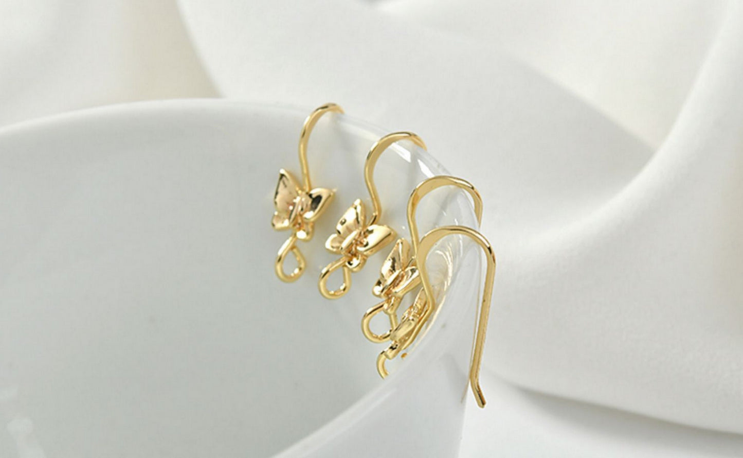 EK42 (A339) 10 pcs /  Gold Plated / Earrings Hooks