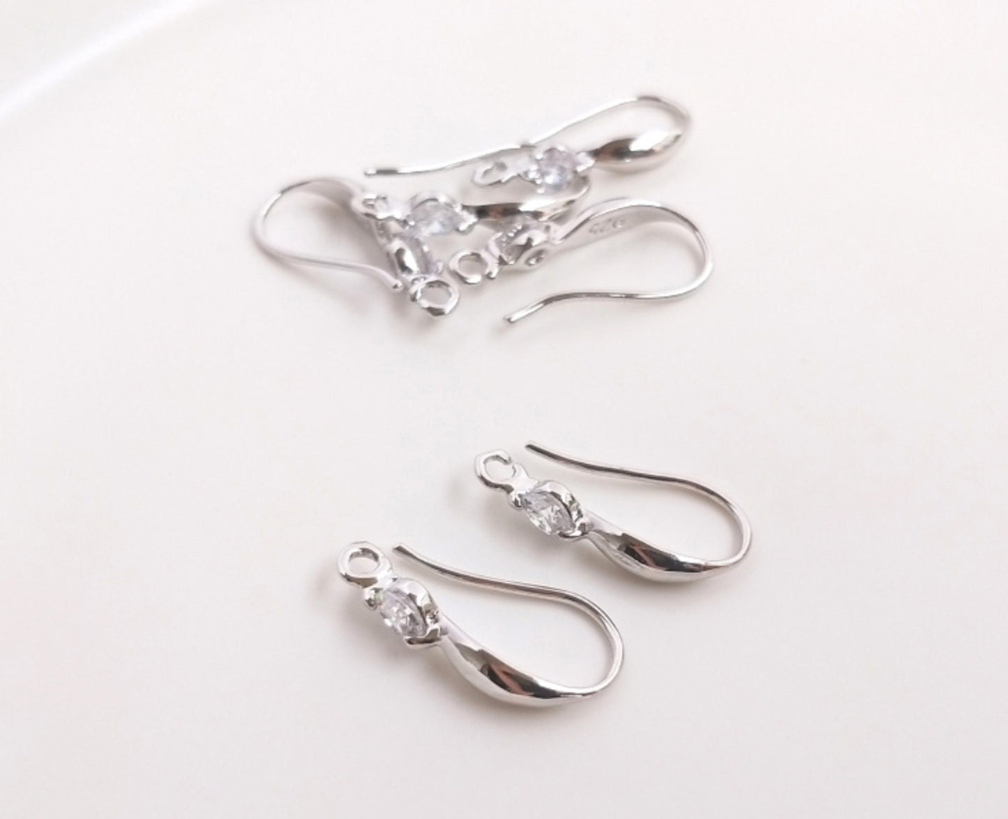 (EK64) 10 pcs / Gold Plated Crystal Earrings Hoop