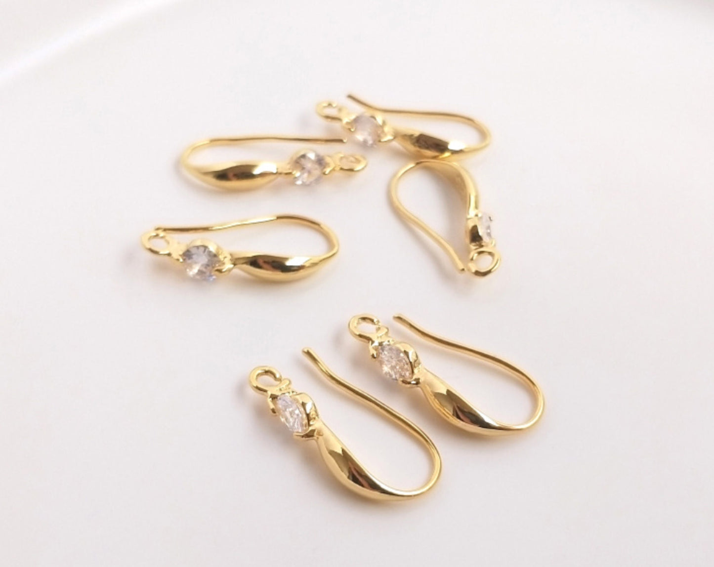 (EK64) 10 pcs / Gold Plated Crystal Earrings Hoop