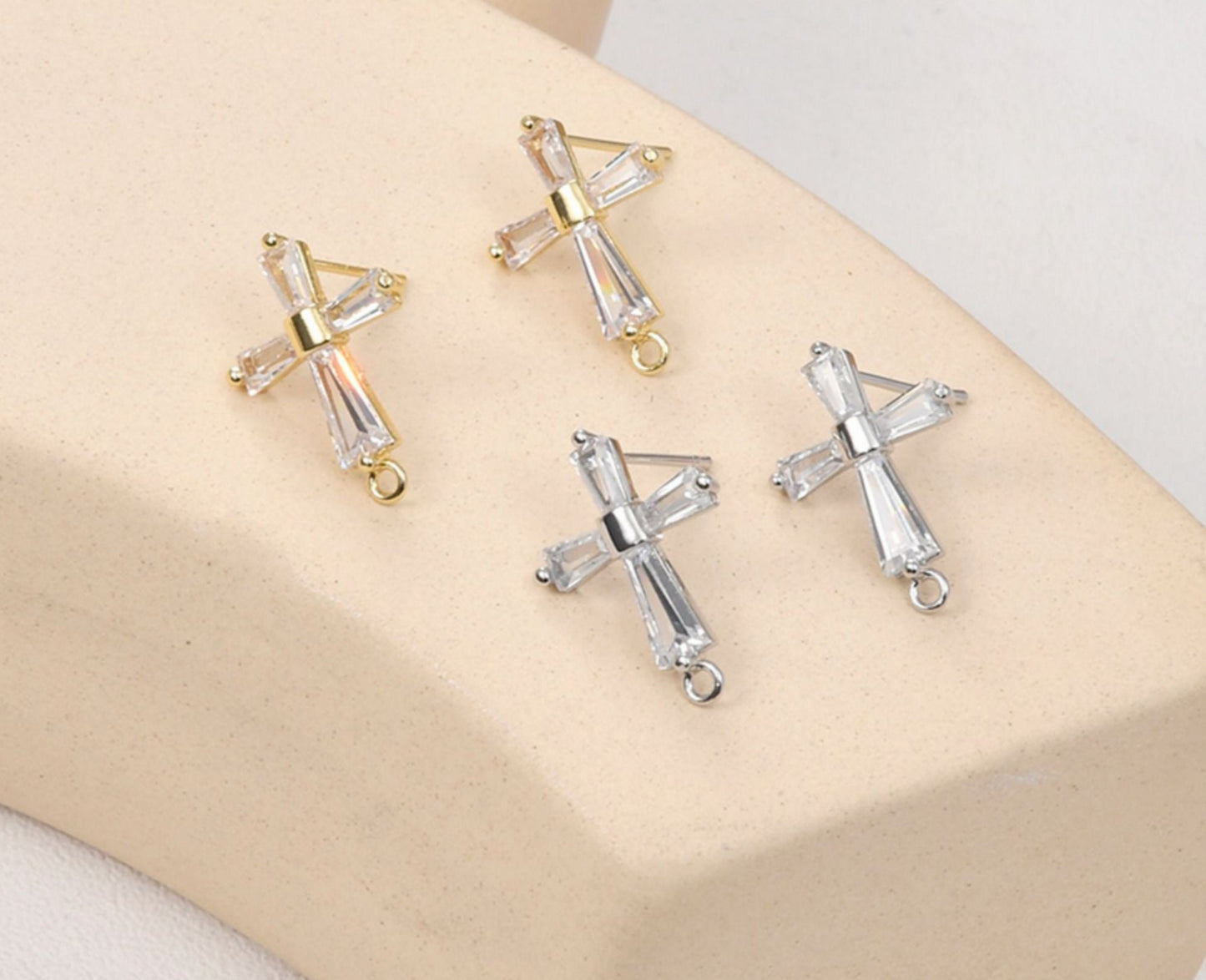 (EK17) 10 pcs / 20 x 14mm / Gold Plated Crystal Stud Earrings
